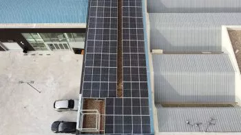 Instalación fotovoltaica Lexus Majadahonda