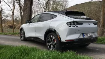 Al volante del Ford Mustang Mach-E: mucho mejor de lo que podrías imaginar