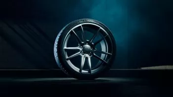Maserati continua su alianza con Continental y se pasa al SportContact 7