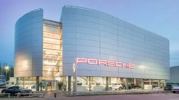 Centro Porsche Barcelona, mejor concesionario de 2020