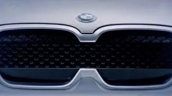 El BMW iX3, el primer SUV eléctrico de la marca debutará en Pekín