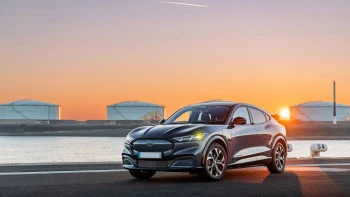 SUV eléctrico 2025: los modelos más destacados y consejos de compra