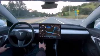 Así funciona la conducción autónoma del Tesla Model 3