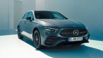 Mercedes Clase A 2023: profunda actualización tecnológica y eficiente