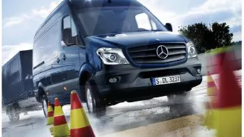 aquaplaning-when does aquaplaning occur-what is aquaplaning?