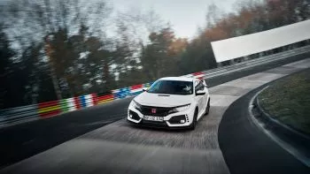 Honda Civic Type R: se proclama el coche más rápido de tracción delantera en Nordschleife