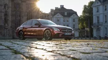 Mercedes-Benz Clase C 2018 : Nunca dejes de superarte