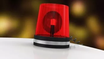 Luz de emergencia obligatoria, ¿cuándo sustituirá a los triángulos?