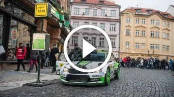En vídeo, Pides tu taxi y el Skoda Fabia R5 de rally te da el paseo de tu vida