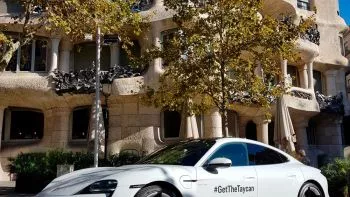 Paseando por Barcelona en el Porsche Taycan