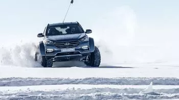 5.800 km por la Antártida en un Hyundai Santa Fe