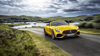 El Mercedes AMG GT S Roadster se une al club de cabrios deportivos con 529 CV