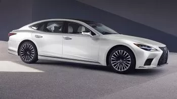 NUEVO LEXUS LS 2025