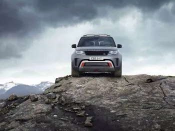 Land Rover Discovery SVX, el terror de las montañas con su V8