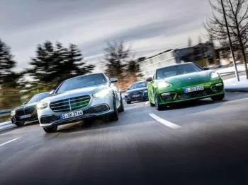 Porsche Panamera vs Mercedes Clase S vs BMW Serie 7 y Audi A8: hora de zarpar