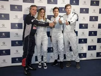 Edurne, Pablo Carreño, David Ferrer y Carlos Sainz: Al volante del Peugeot 308 GTi