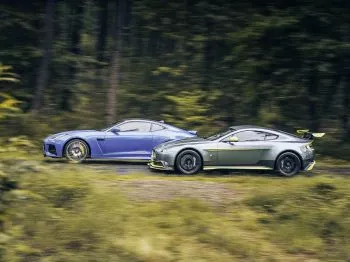 Jaguar F-Type SVR vs Aston Martin Vantage GT8: BREXIT