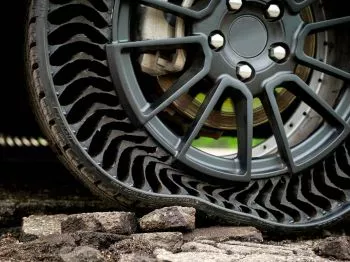Michelin y GM lanzará un nuevo neumático sin aire para 2024