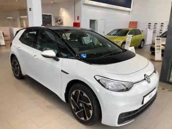 VOLKSWAGEN GANA CERCA DE 70.000 NUEVOS CLIENTES CON EL SUPERVENTAS ID.3 EN SU PRIMER AÑO