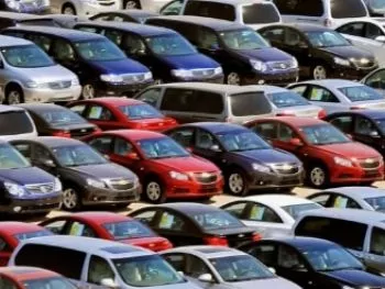 En España ya hay más coches que hace cinco años