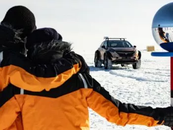 La expedición de vehículos eléctricos Pole to Pole llega al Polo Sur