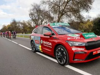 ŠKODA reafirma su compromiso con La Vuelta por decimosegundo año consecutivo