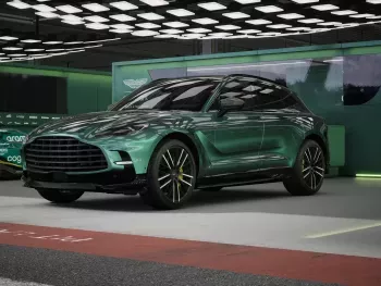 Aston Martin da la bienvenida a los clientes y fanáticos dentro de su garaje de boxes de Fórmula 1 ® para configurar el auto de sus sueños.