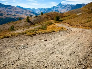 CONSEJOS PARA CONDUCIR EN CAMINOS NO ASFALTADOS