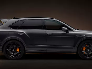 BLACK BENTLEY WINGS IDENTIFY S BLACK EDITION – EL LADO OSCURO DEL BENTAYGA