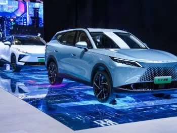 OMODA & JAECOO PRESENTA TRES NUEVOS MODELOS ELECTRIFICADOS EN EL SALÓN DEL AUTOMÓVIL DE SHANGHÁI