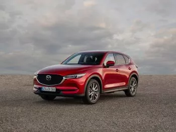 Mazda se adelanta una década a la UE en seguridad activa