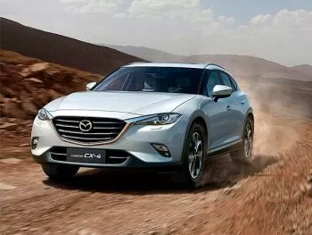 Nuevo Mazda CX-4 2017: un CX-5 con formas de coupé