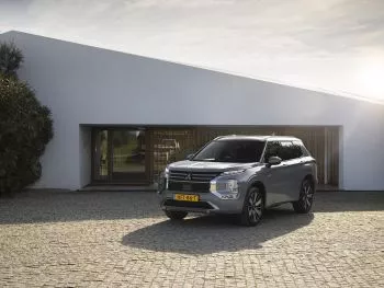 NUEVO MITSUBISHI OUTLANDER PHEV