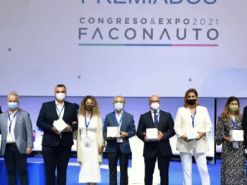 Rehatrans y Volvo Car España, premiados en el XXX Congreso de Faconauto