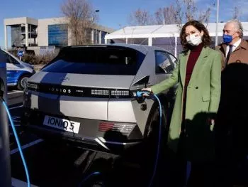 Pozuelo de Alarcón presume de la mayor electrolinera de España, con 46 puntos de recarga