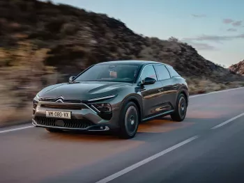 Citroën C5 X Y C5 Aircross Plug-In Hybrid se presentan en Mogy