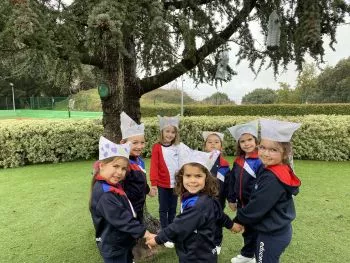 ENGLISH & CONVIVE. "Sharing our heart of gold".