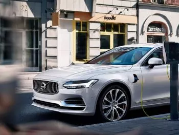 Volvo podría lanzar una Serie 20 y su primer eléctrico llegará en 2019