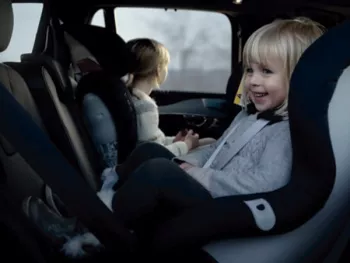 Volvo presenta una nueva gama de asientos infantiles