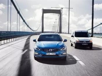 Volvo inicia pruebas de coches sin conductor en carreteras abiertas