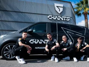 Automotor10, colaborador oficial de Good Game Group para los traslados de Giants, Esportmaníacos y BCN Fighters