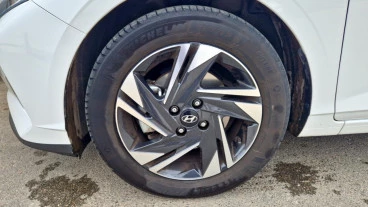 Hyundai i20 1.0 TGDI 74kW (100CV) 48V Klass