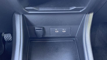 Renault Captur techno Eco-G 100cv (74 kW)