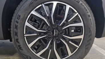 EBRO S700 1.5 TGDI PHEV Premium E-CVT