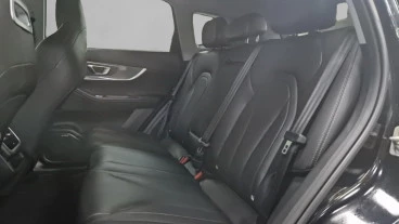 EBRO S700 1.6 TGDI Luxury 7 DCT