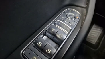 EBRO S700 1.6 TGDI Luxury 7 DCT