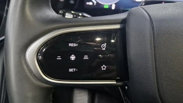 EBRO S700 1.6 TGDI Luxury 7 DCT