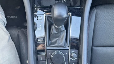 Mazda3 2.5L E-SKY G MHEV 103kW 6AT Homura