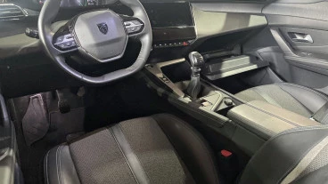 Peugeot 208 BERLINA CON PORTON 1.2 PURETECH ALLURE PACK 130 5P