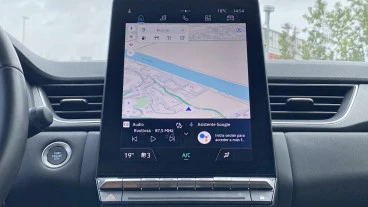 Renault Captur techno Eco-G 100cv (74 kW)